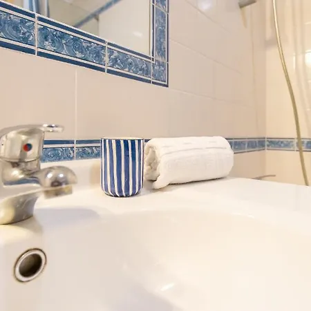 Surf- Com Vista O Oceano - By Smarthomes דירה